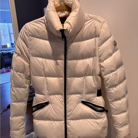 Monclerdown puffer Worn once- like new all internal tags in place